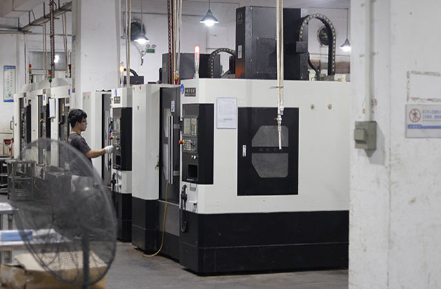 CNC數(shù)碼零件加工與一般數(shù)控加工相比有什么優(yōu)點？