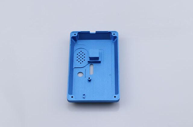 連接器數(shù)控加工使用操作過程中注意哪些安全規(guī)則？