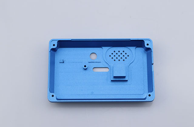 導(dǎo)致五金零件加工CNC加工精度變差的原因有哪幾點？？